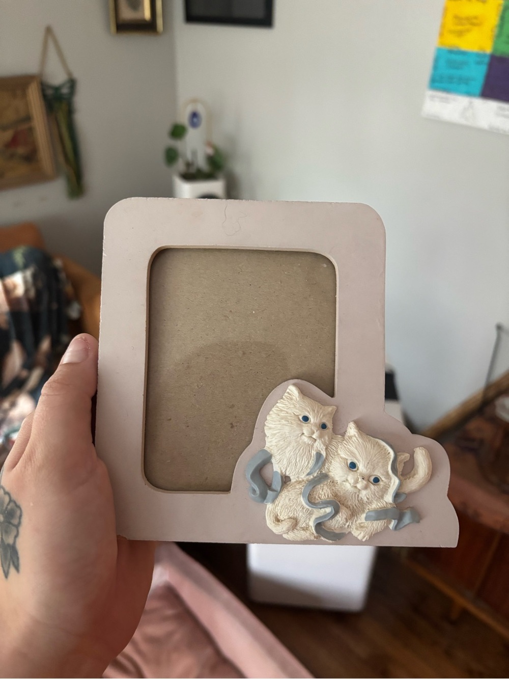 Vintage Cat-Themed Photo Frame Made in Taiwan